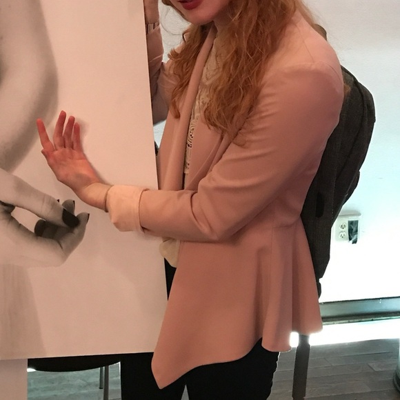 Light Pink Blazer with great back - Picture 4 of 9